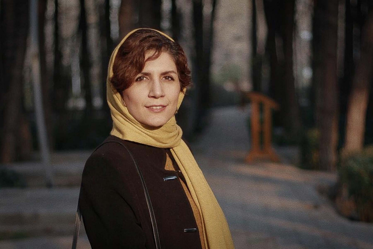 ساناز اسدی